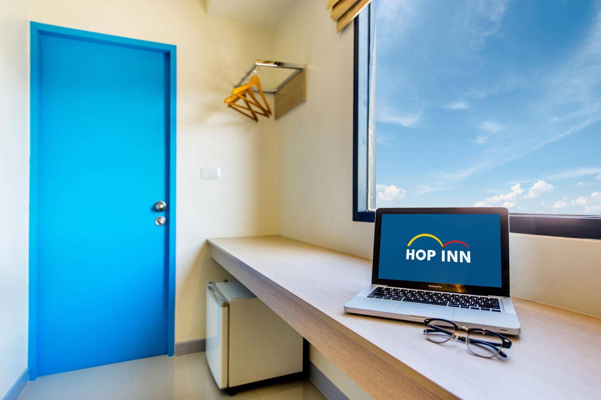 Hop Inn Sakon Nakhon Exterior photo